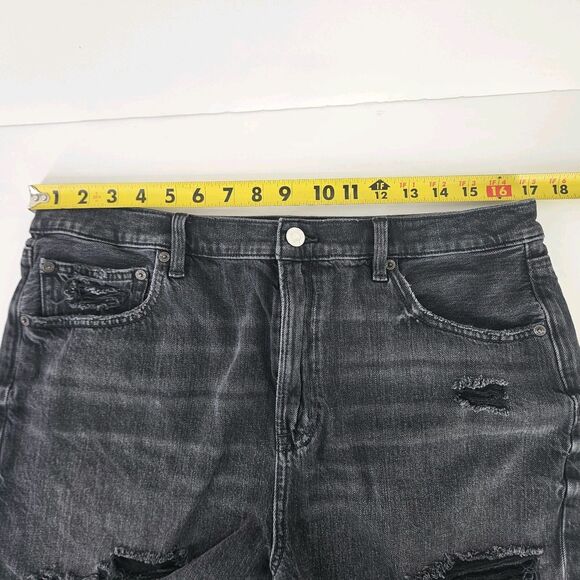 American Eagle Sz 16 High Rise Baggy Cutoff Distressed Shorts Black Stretch Rips - Picture 7 of 16